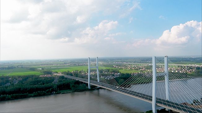 沿着高速看中国|航拍沈海高速 这条高速不止有风景