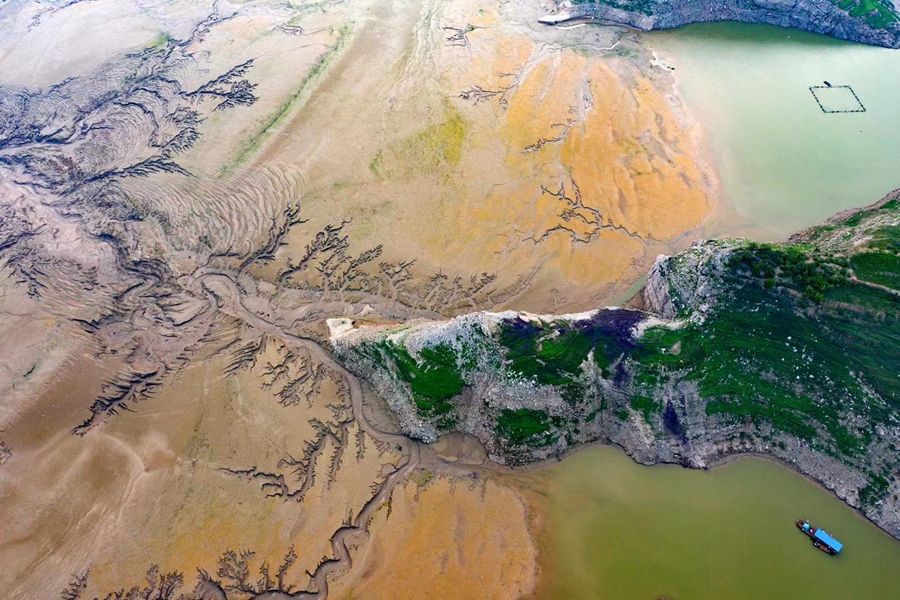【航拍】黄河河床上的美丽图画