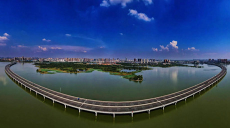 沿着高速看中国丨武汉四环线——流动的风景线