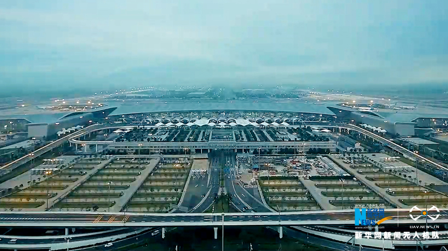 1月28日,春运拉开帷幕.航拍广州白云国际机场一隅.新华网发